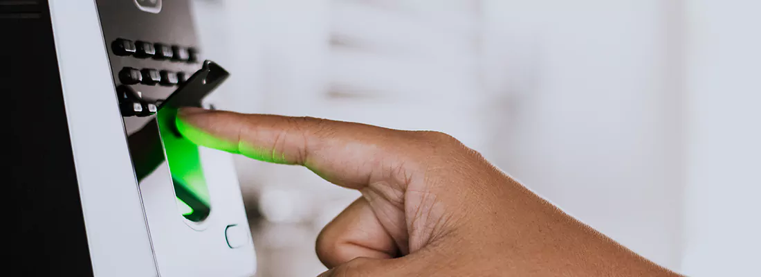 Smart Gate Locks with Remote Access Features in Venice, FL